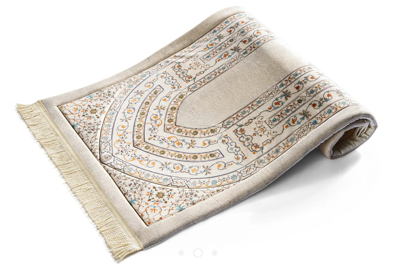 Antique Indian Arch Premium Prayer Mat